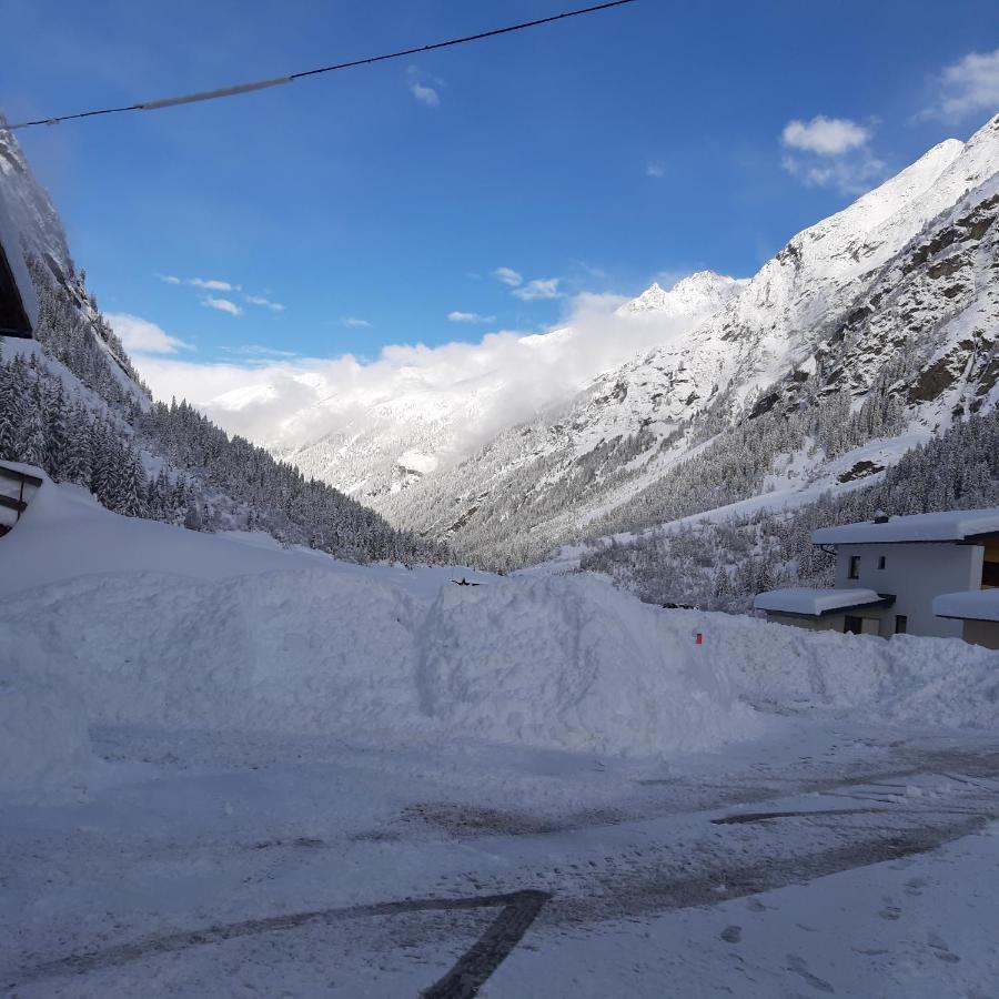 Haus Waldfriede Lägenhet Sankt Leonhard im Pitztal Exteriör bild