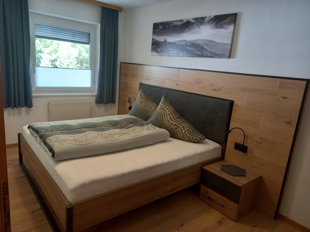 Haus Waldfriede Lägenhet Sankt Leonhard im Pitztal Exteriör bild
