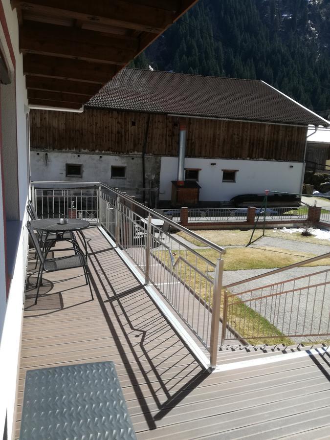 Haus Waldfriede Lägenhet Sankt Leonhard im Pitztal Exteriör bild