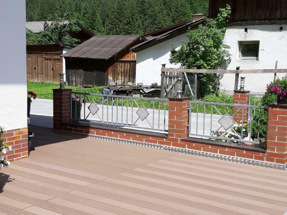 Haus Waldfriede Lägenhet Sankt Leonhard im Pitztal Exteriör bild