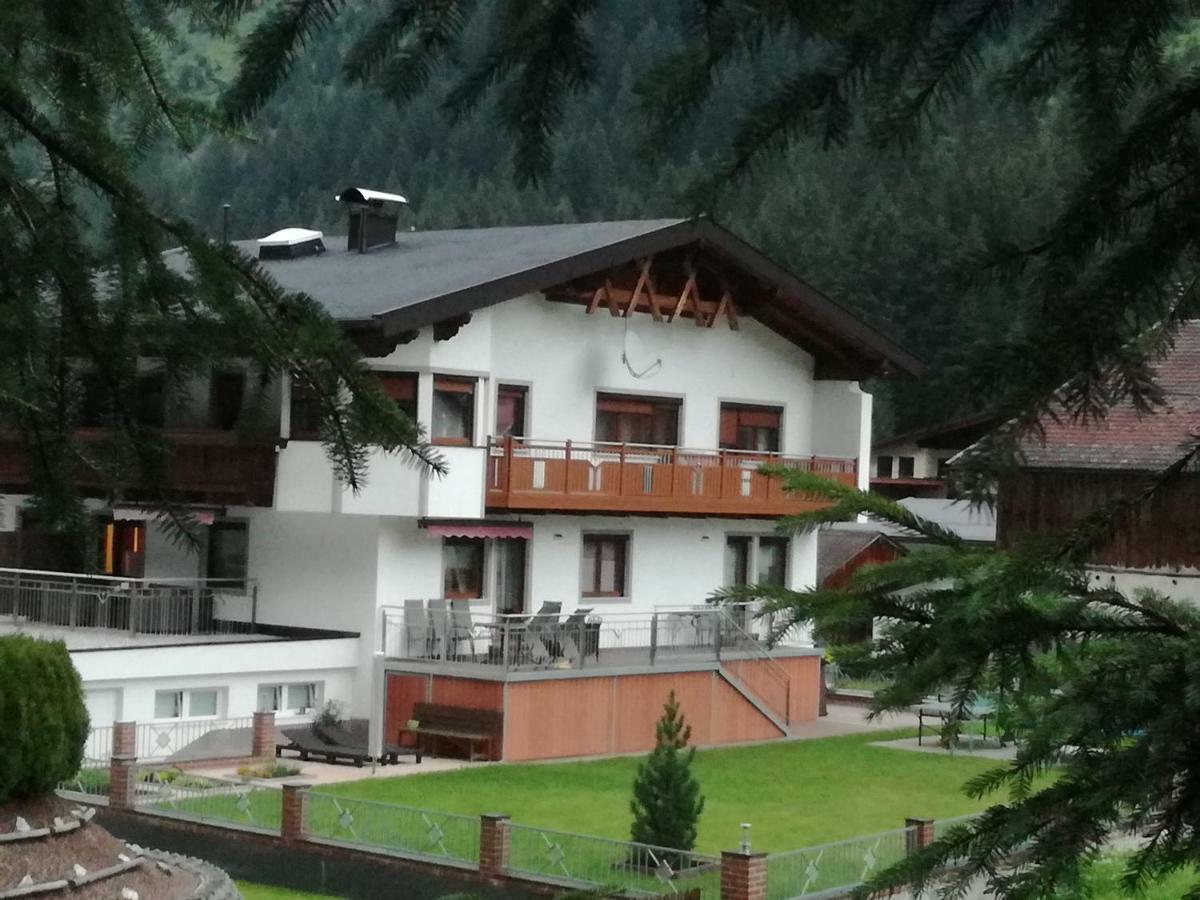 Haus Waldfriede Lägenhet Sankt Leonhard im Pitztal Exteriör bild